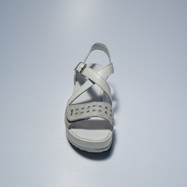 IGI&CO C.C 8200 SANDALO CON ZEPPA BIANCO