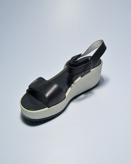 IGI&CO C.C 6300 SANDALO CON ZEPPA NERO-BIANCO