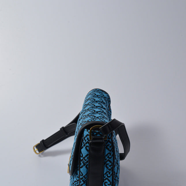 M. cross body