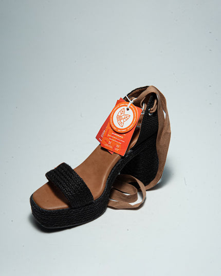 REFRESH 1929 SANDALO CON TACCO ALTO NERO